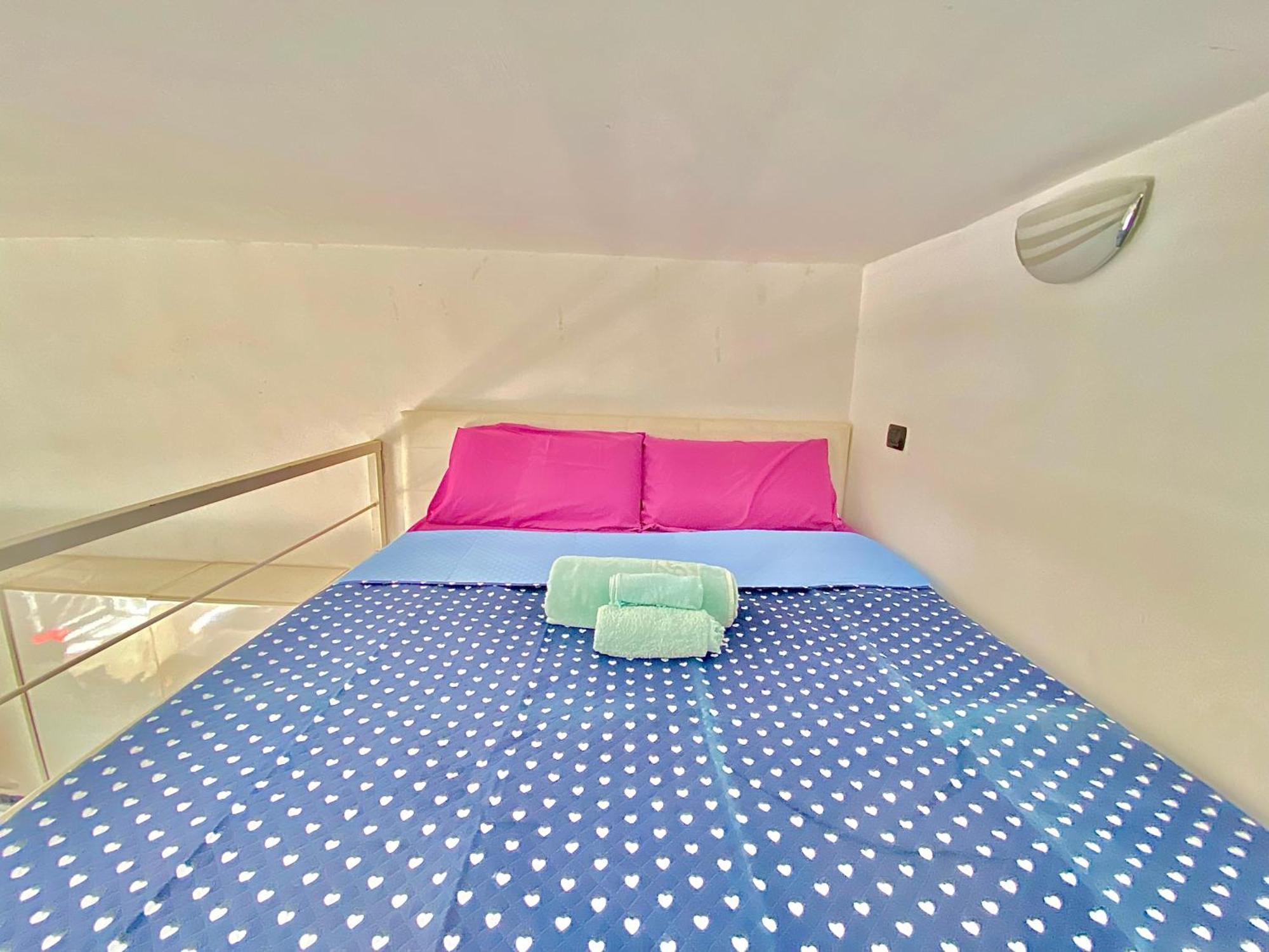 Apartment Vomero E Vesuvio Naples