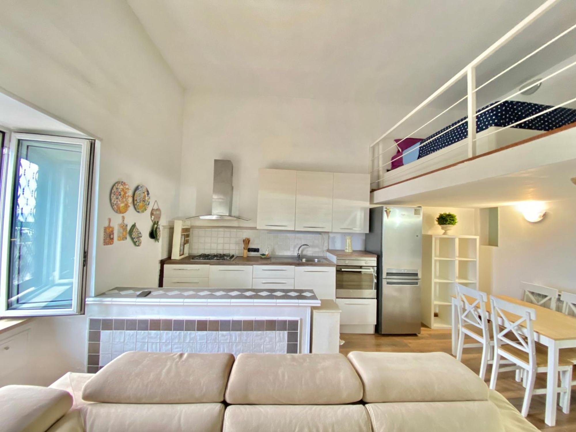 Vomero E Vesuvio Apartment *
